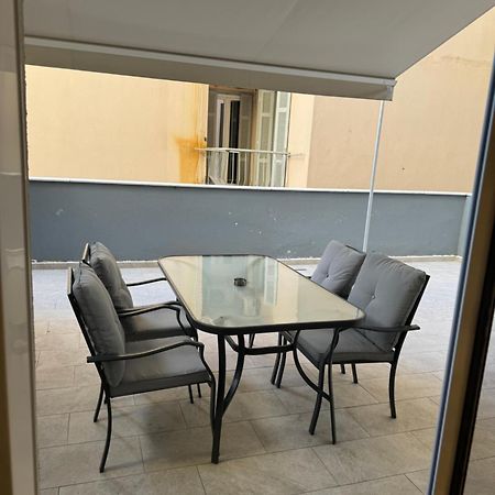 Ag.Sofias Pedestrian Area Luxury Ap. & Big Balcony Apartment Tesalonika Bagian luar foto