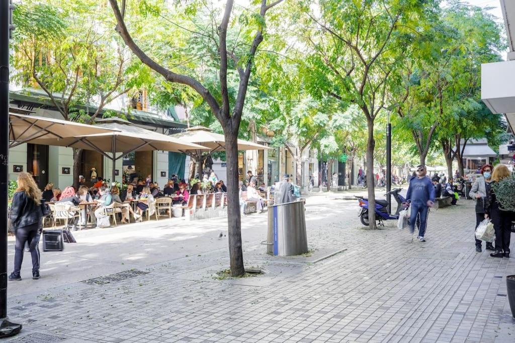 Ag.Sofias Pedestrian Area Luxury Ap. & Big Balcony Apartment Tesalonika Bagian luar foto