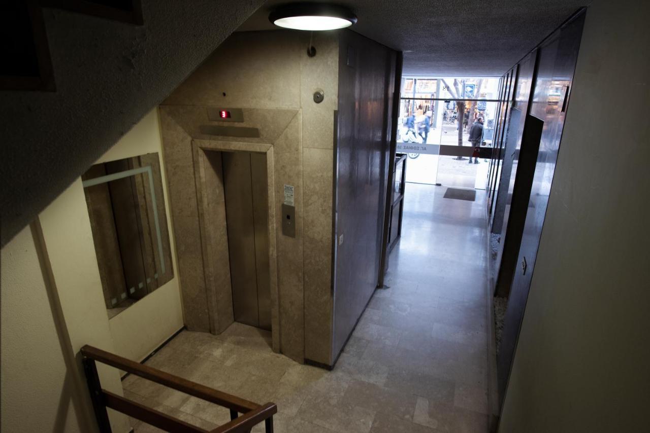 Ag.Sofias Pedestrian Area Luxury Ap. & Big Balcony Apartment Tesalonika Bagian luar foto